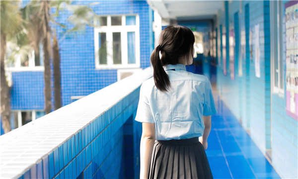 凤凰如何找到一个可以帮助我生孩子的女人？
